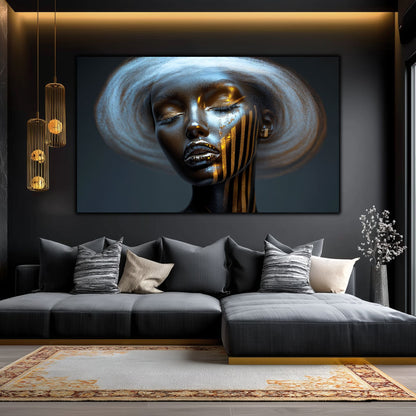 Tablou decorativ din sticla, printat cu chip feminin meditand, cu chii inchisi, agatat deasupra unei canapele moderne intr-un dormitor minimalistt.