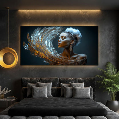 Tablou decorativ living Ascensiunea Luminii, portret cu arc auriu-argintiu, prezentat deasupra patului într-un dormitor gri.