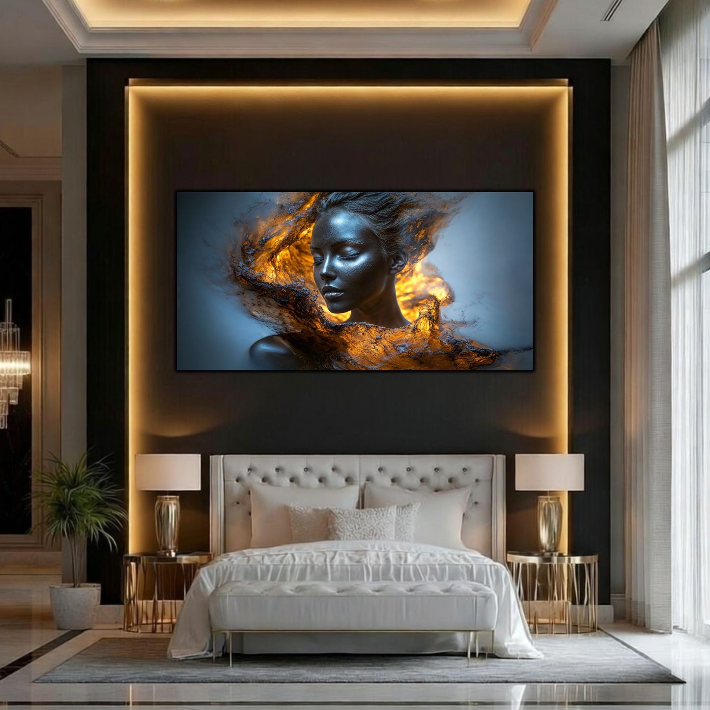 Tablou decorativ modern pe sticlă securizată – portret feminin celest înconjurat de vârtej de foc primordial în portocaliu și auriu, colecția Celestial Embrace, montat într-un dormitor de lux cu nișă arhitecturală și iluminat ambiental auriu