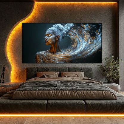 Tablou decorativ modern pe sticlă securizată – portret feminin celest cu vârtej circular exploziv de argint și auriu, colecția Celestial Embrace, montat într-un dormitor de lux cu iluminat ambiental auriu și perete de beton texturat