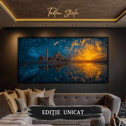 Tablou living Apus Etern pe sticlă ultra-clară cu Taj Mahal și reflexie simetrică.