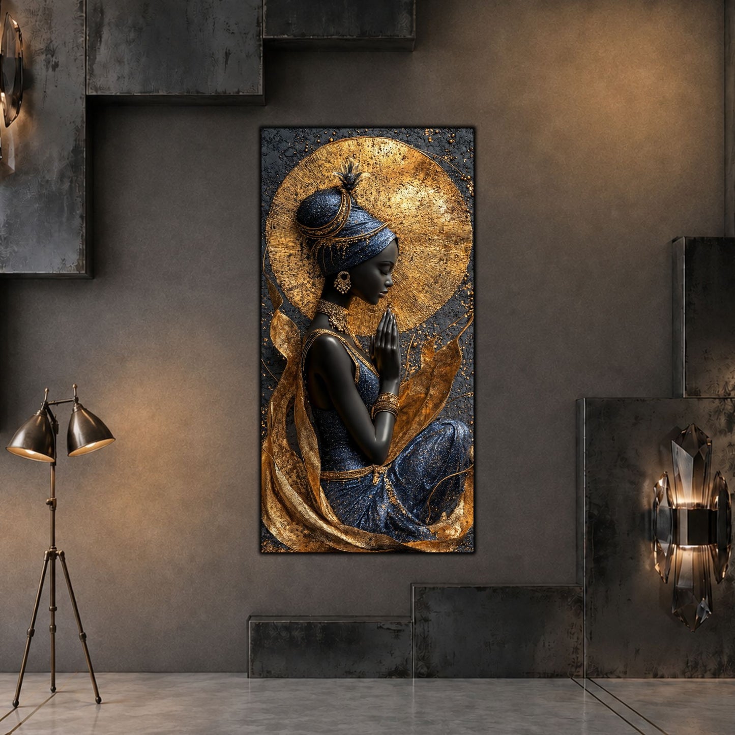 Tablou vertical Quiet Devotion pe sticlă securizată, în living contemporan în tonuri grafit, cu lumină laterală caldă